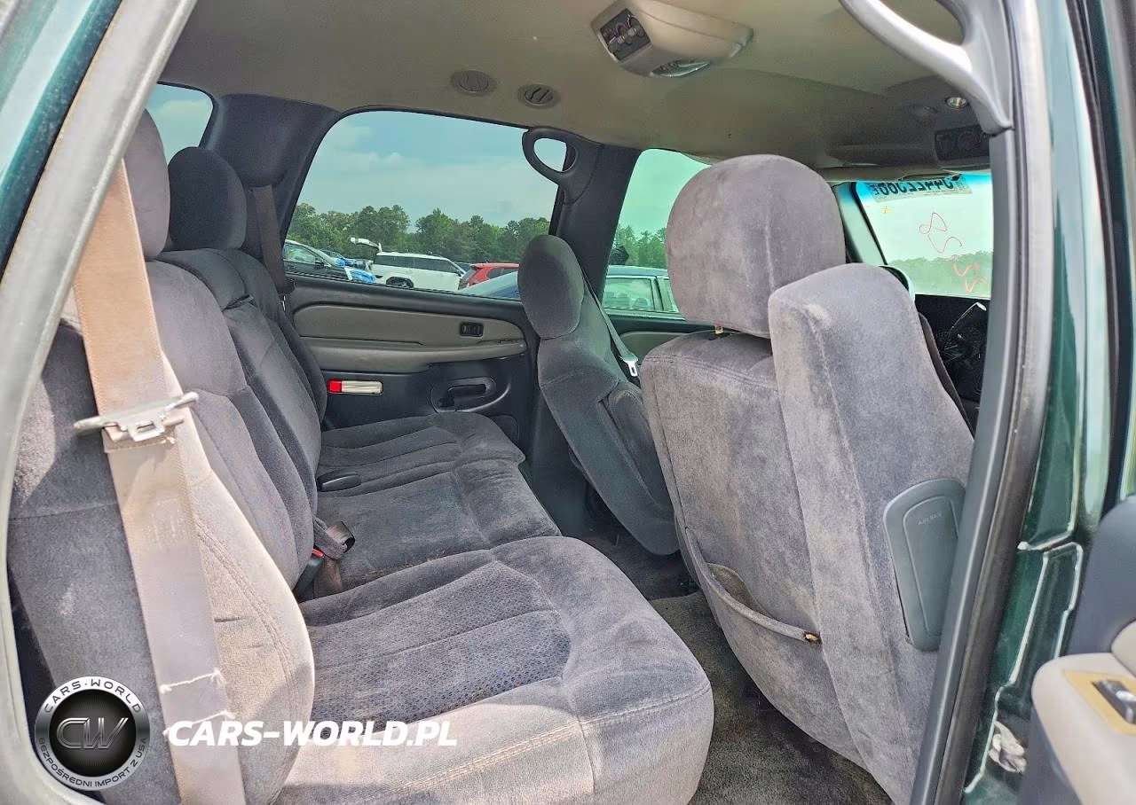 2002 Chevrolet Tahoe C1500 VIN:1GNEC13ZX2J322128 - 11