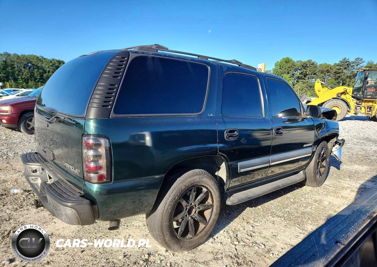 2002 Chevrolet Tahoe C1500 VIN:1GNEC13ZX2J322128 - 3