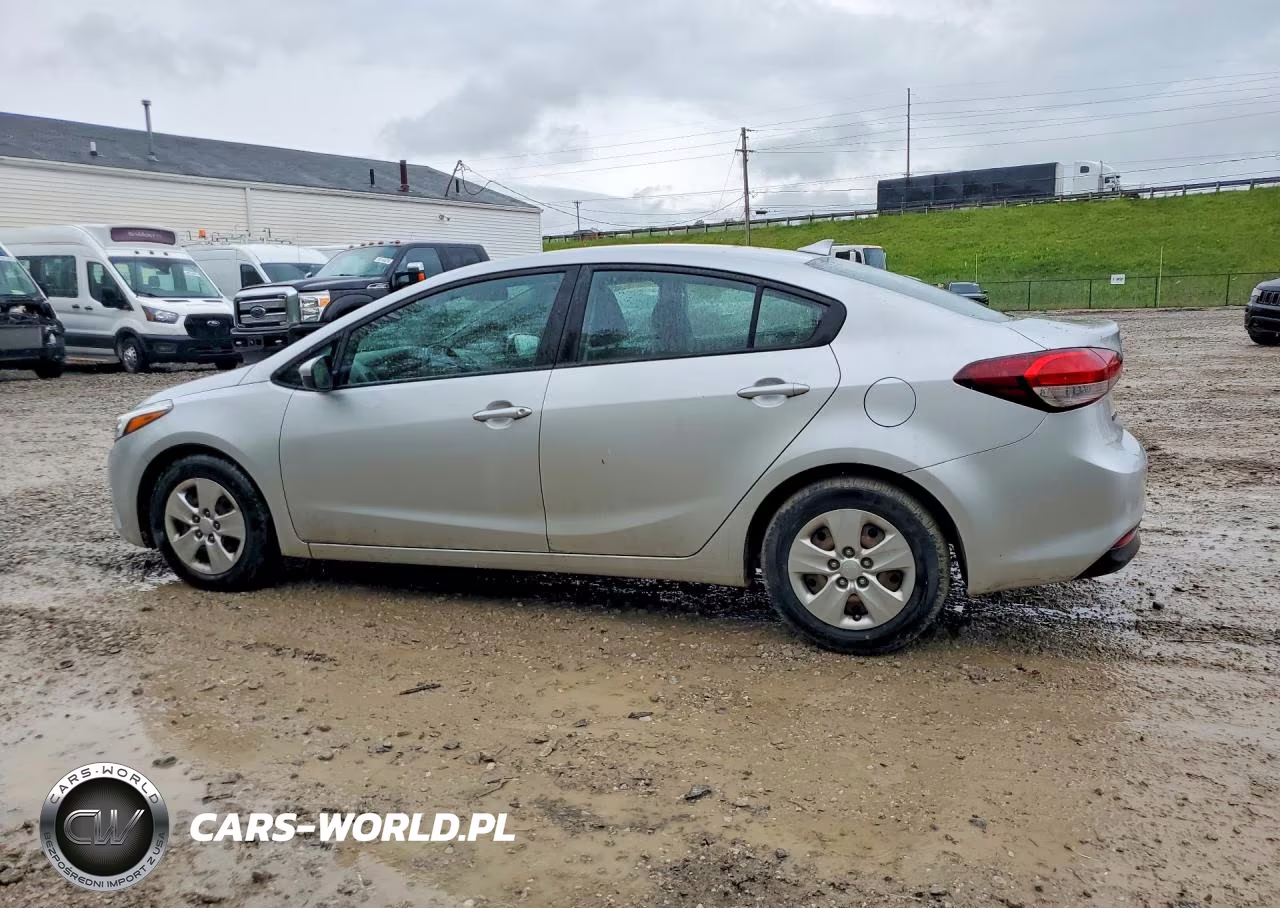 2018 Kia Forte Lx VIN:3KPFK4A78JE231082 - 2