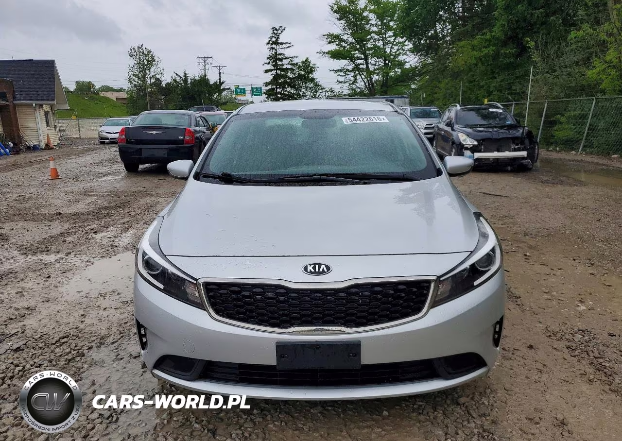 2018 Kia Forte Lx VIN:3KPFK4A78JE231082 - 5