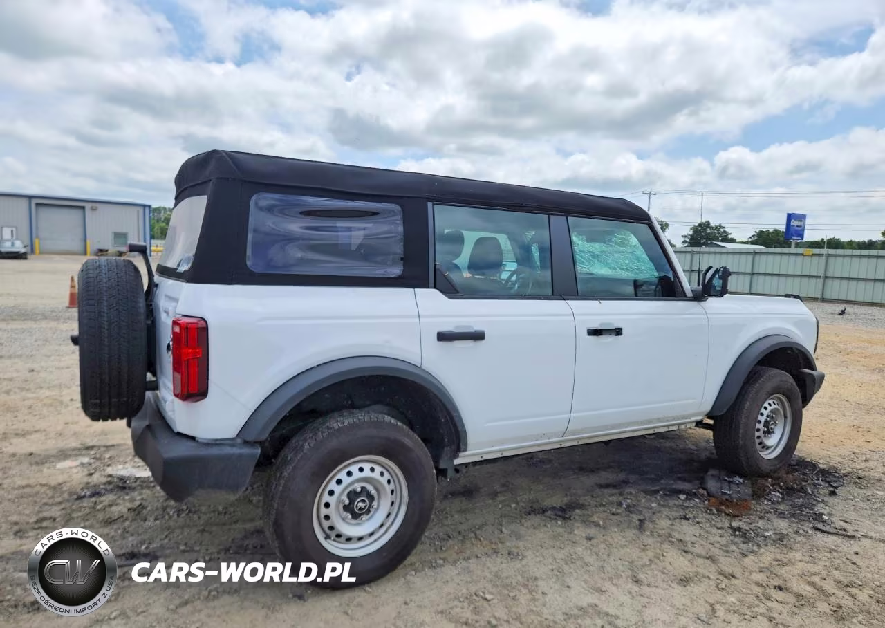 2025 Ford Bronco VIN:1FMDE6BH6SLB59823 - 3