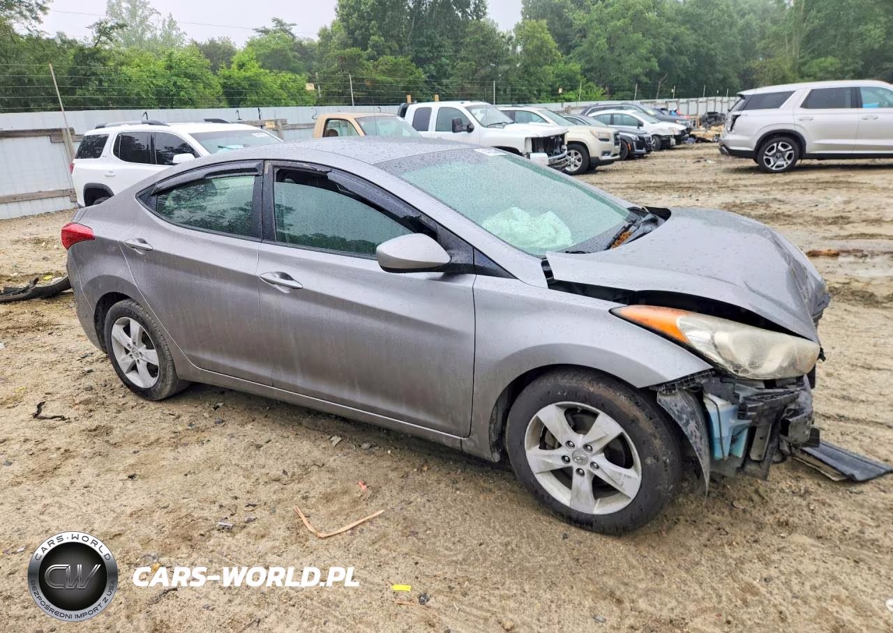 2011 Hyun Elantra Limited VIN:KMHDH4AE2BU151134 - 4