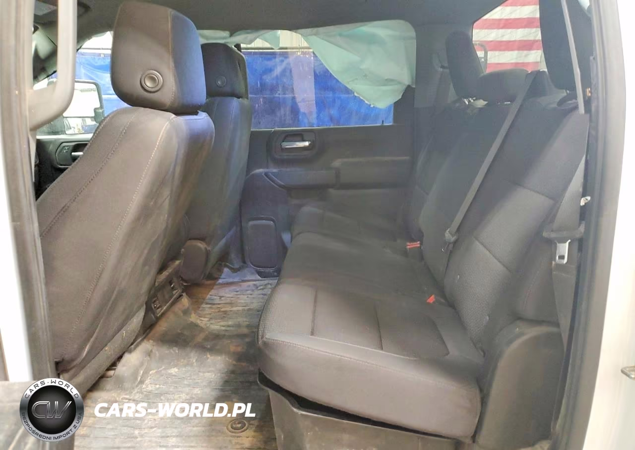 2023 GMC Sierra K3500 VIN:1GT49SEY3PF194029 - 10