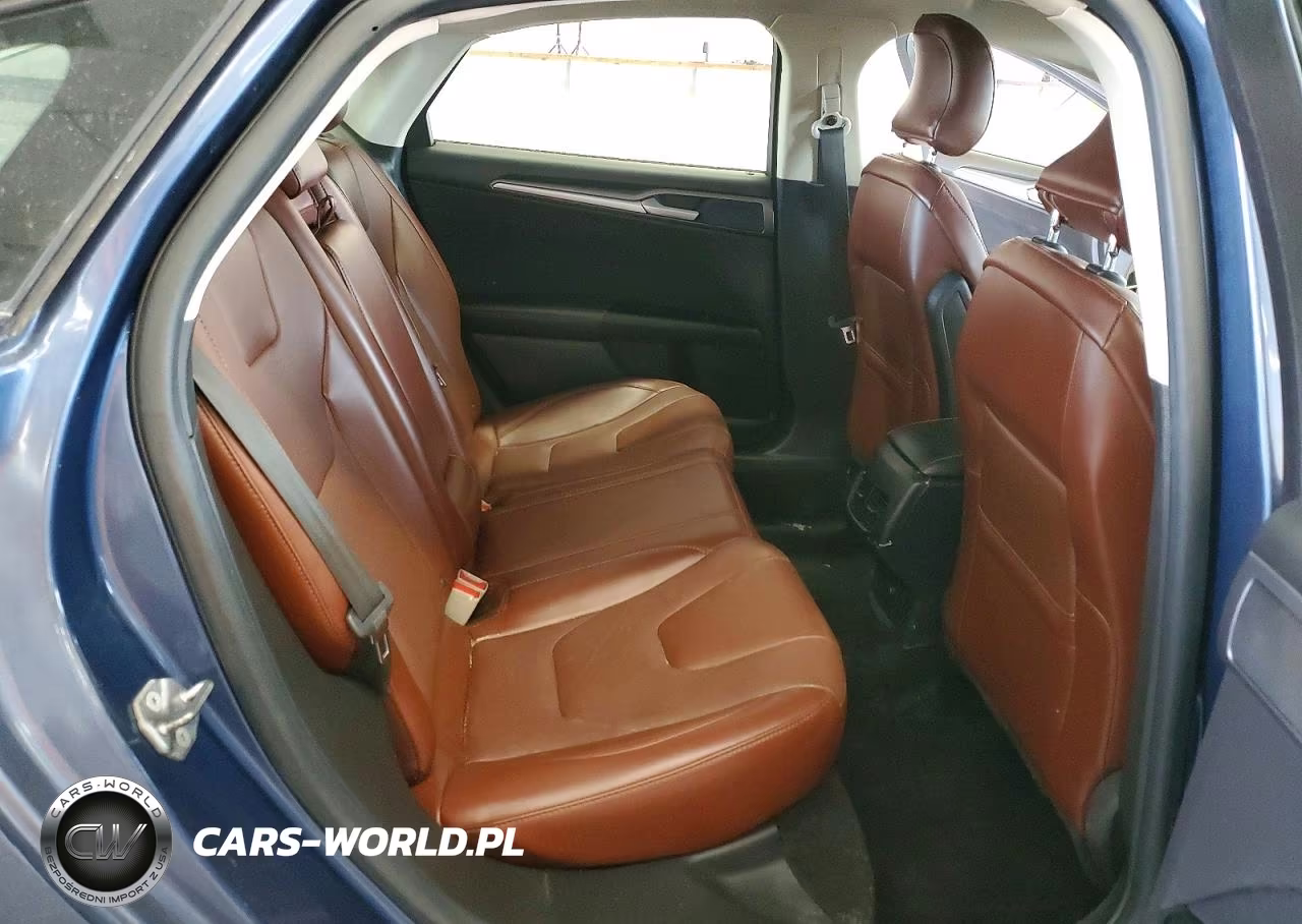 2019 Ford Fusion Se VIN:3FA6P0H71KR122463 - 10