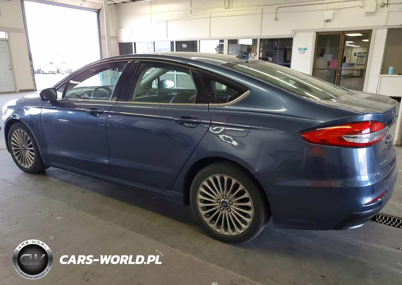 2019 Ford Fusion Se VIN:3FA6P0H71KR122463 - 2
