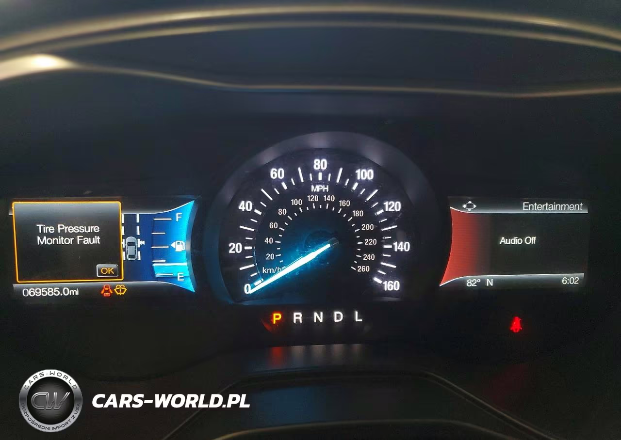 2019 Ford Fusion Se VIN:3FA6P0H71KR122463 - 9