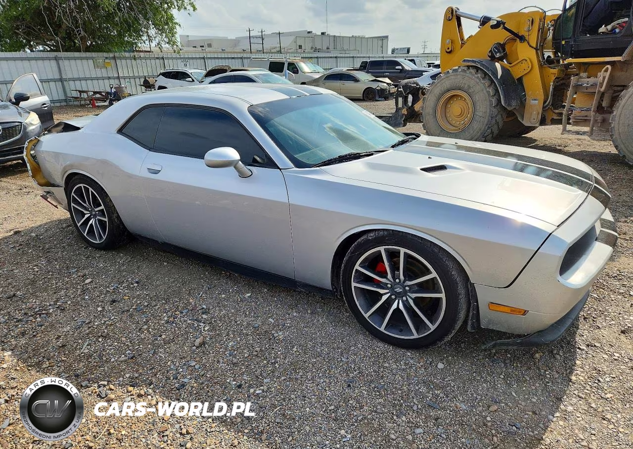 2012 Dodge Challenger Sxt VIN:2C3CDYAG7CH186703 - 4
