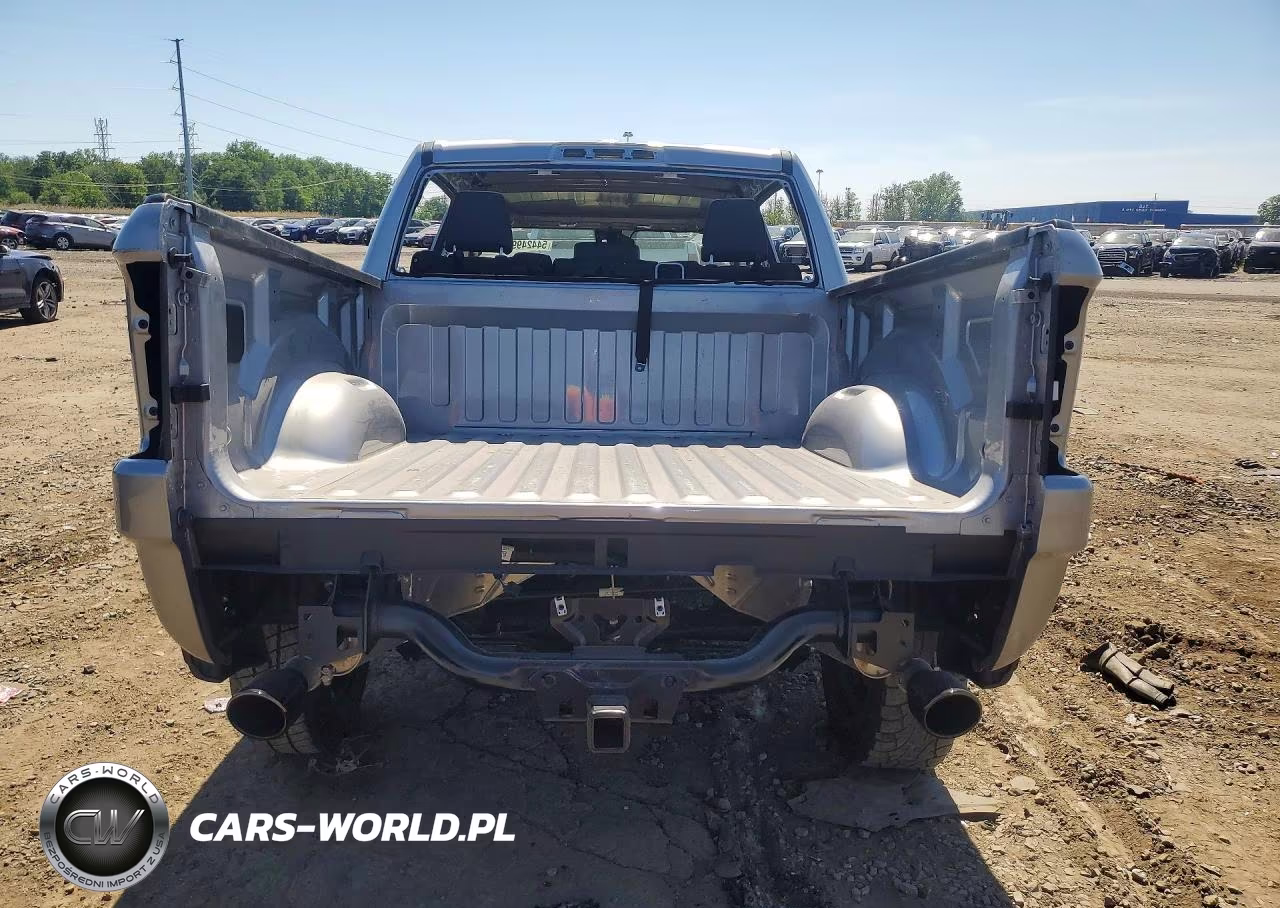 2025 Ram 1500 Laramie VIN:1C6SRFJPXSN604262 - 6