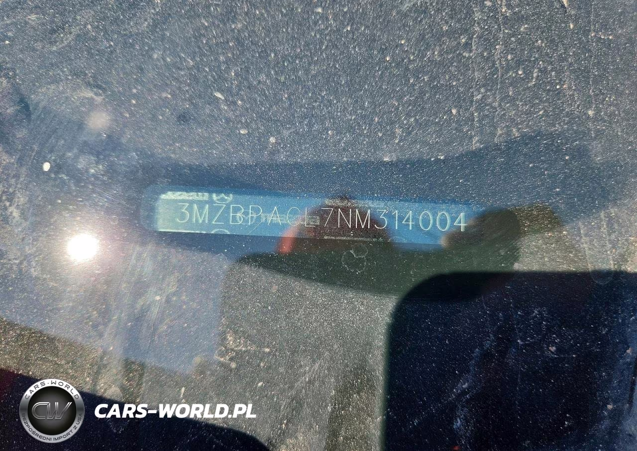 2022 Mazda 3 Preferred VIN:3MZBPACL7NM314004 - 12