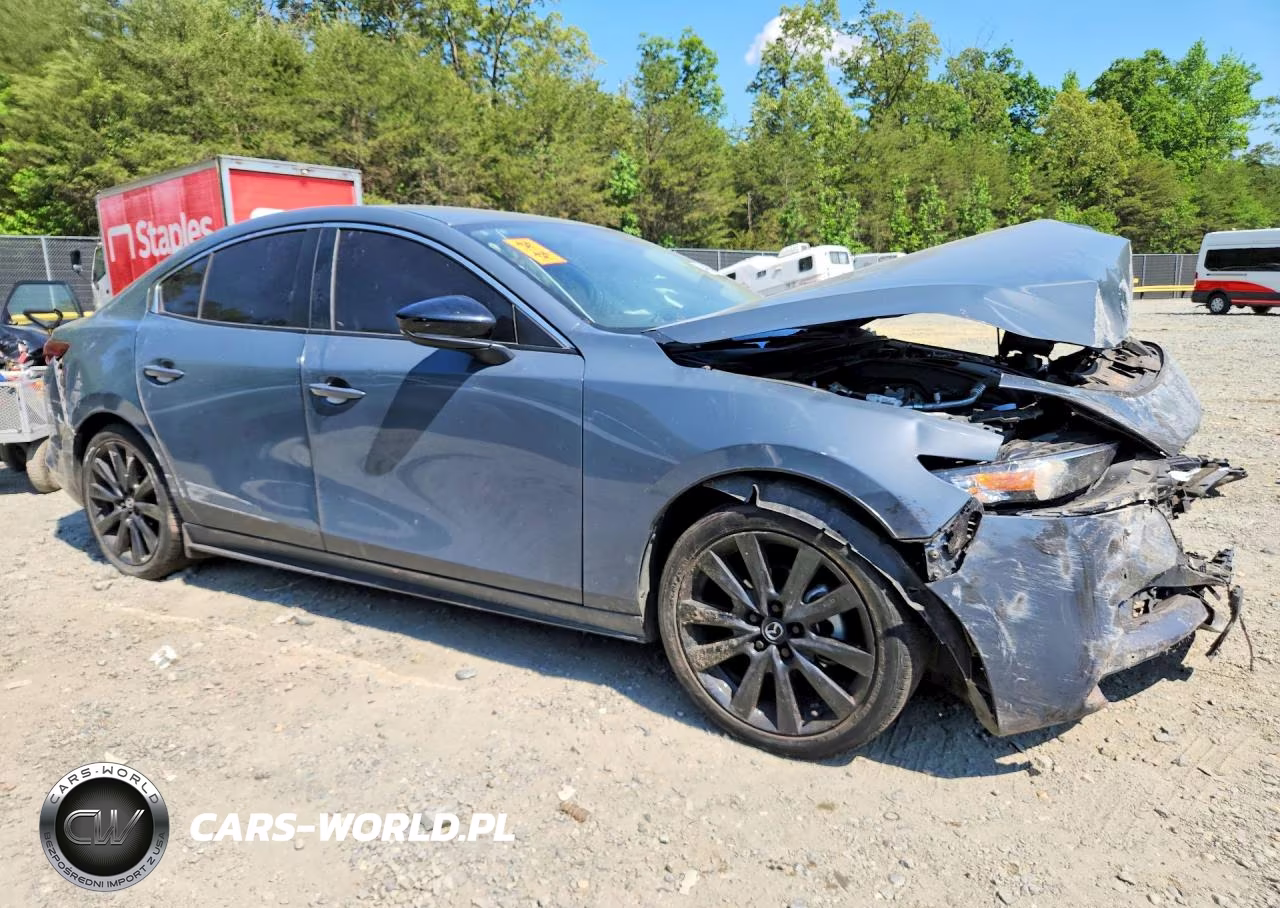 2022 Mazda 3 Preferred VIN:3MZBPACL7NM314004 - 4