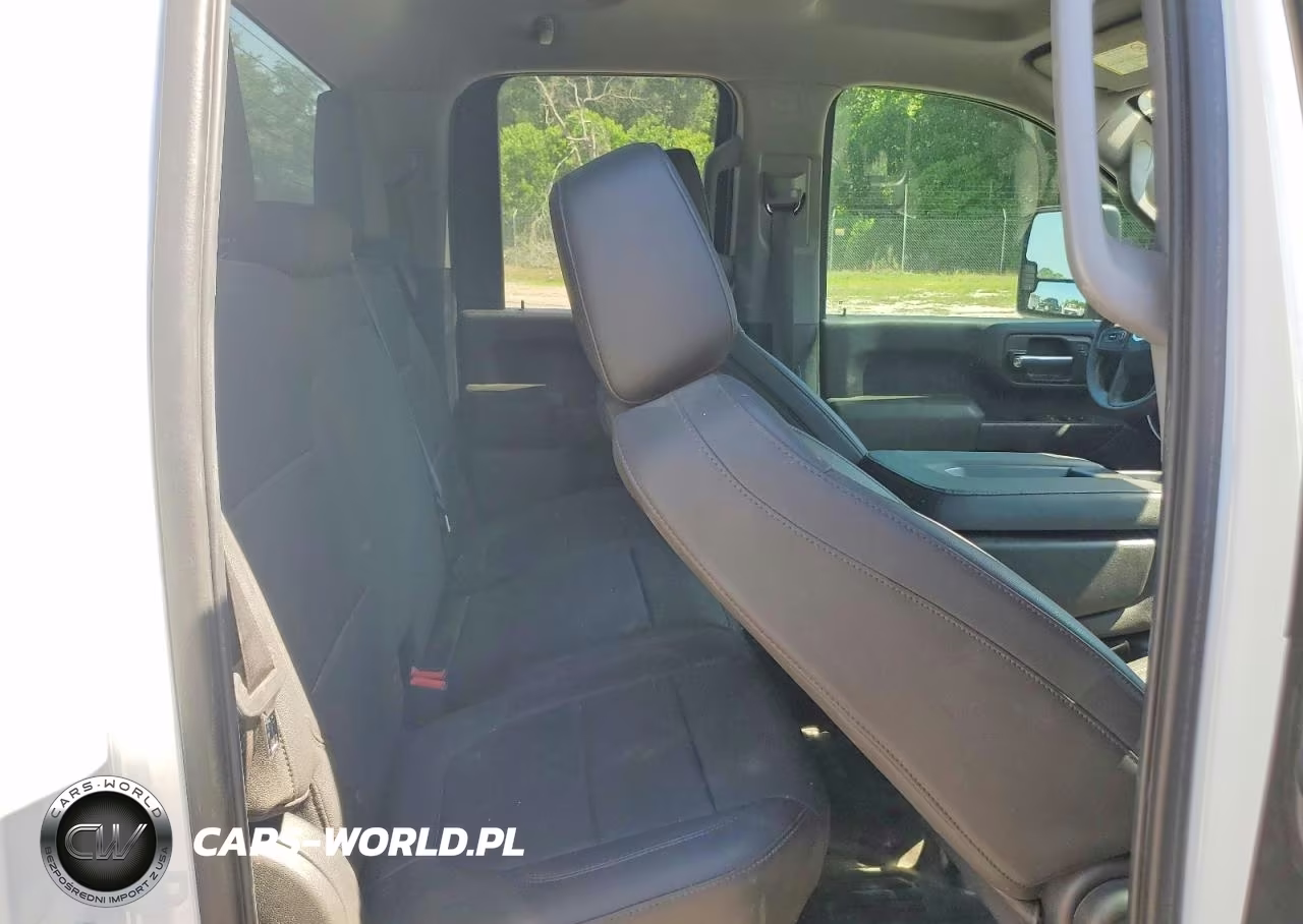 2023 GMC Sierra C2500 Heavy Duty VIN:1GD28LE70PF151626 - 10
