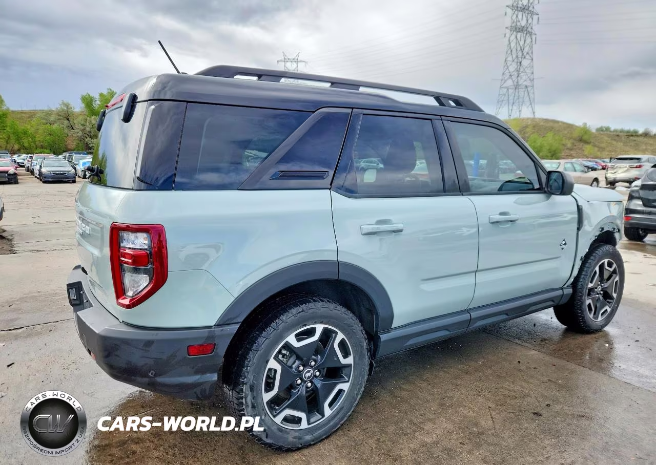 2024 Ford Bronco Sport Outer Banks VIN:3FMCR9C65RRE17811 - 3