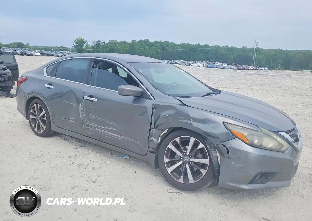 2017 Nissan Altima 2.5 Sr VIN:1N4AL3AP5HN325885 - 4