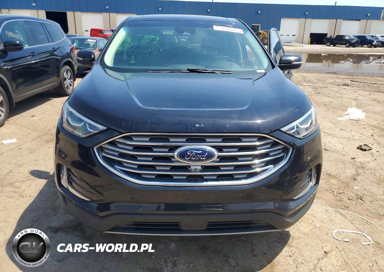 2019 Ford Edge Titanium VIN:2FMPK4K97KBB60837 - 5