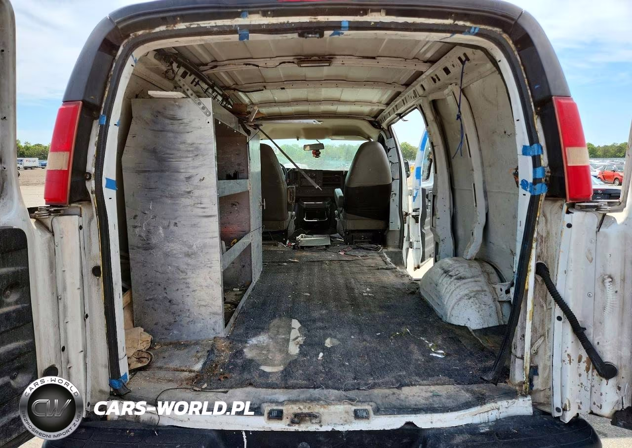 2013 Chevrolet Express G1500 VIN:1GCSGAFX6D1140519 - 10