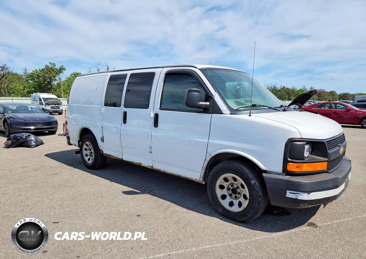 2013 Chevrolet Express G1500 VIN:1GCSGAFX6D1140519 - 4