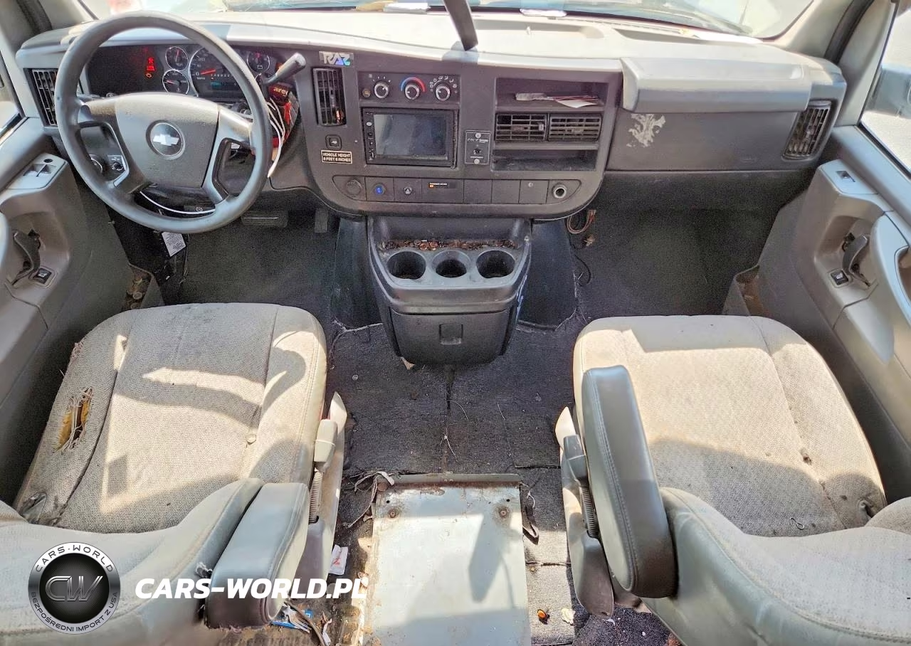 2013 Chevrolet Express G1500 VIN:1GCSGAFX6D1140519 - 8
