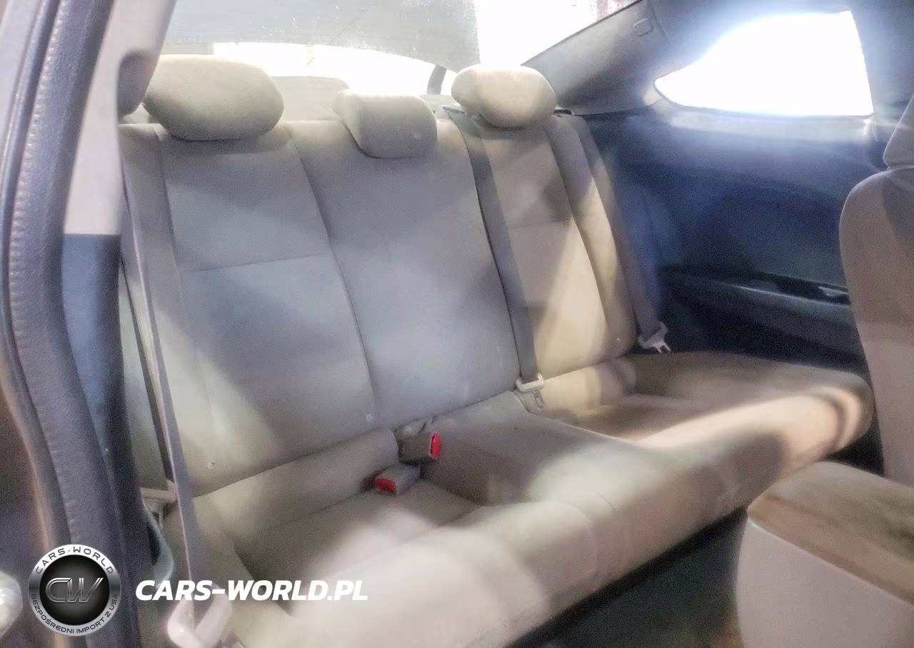 2012 Honda Civic Lx VIN:2HGFG3B56CH562924 - 10