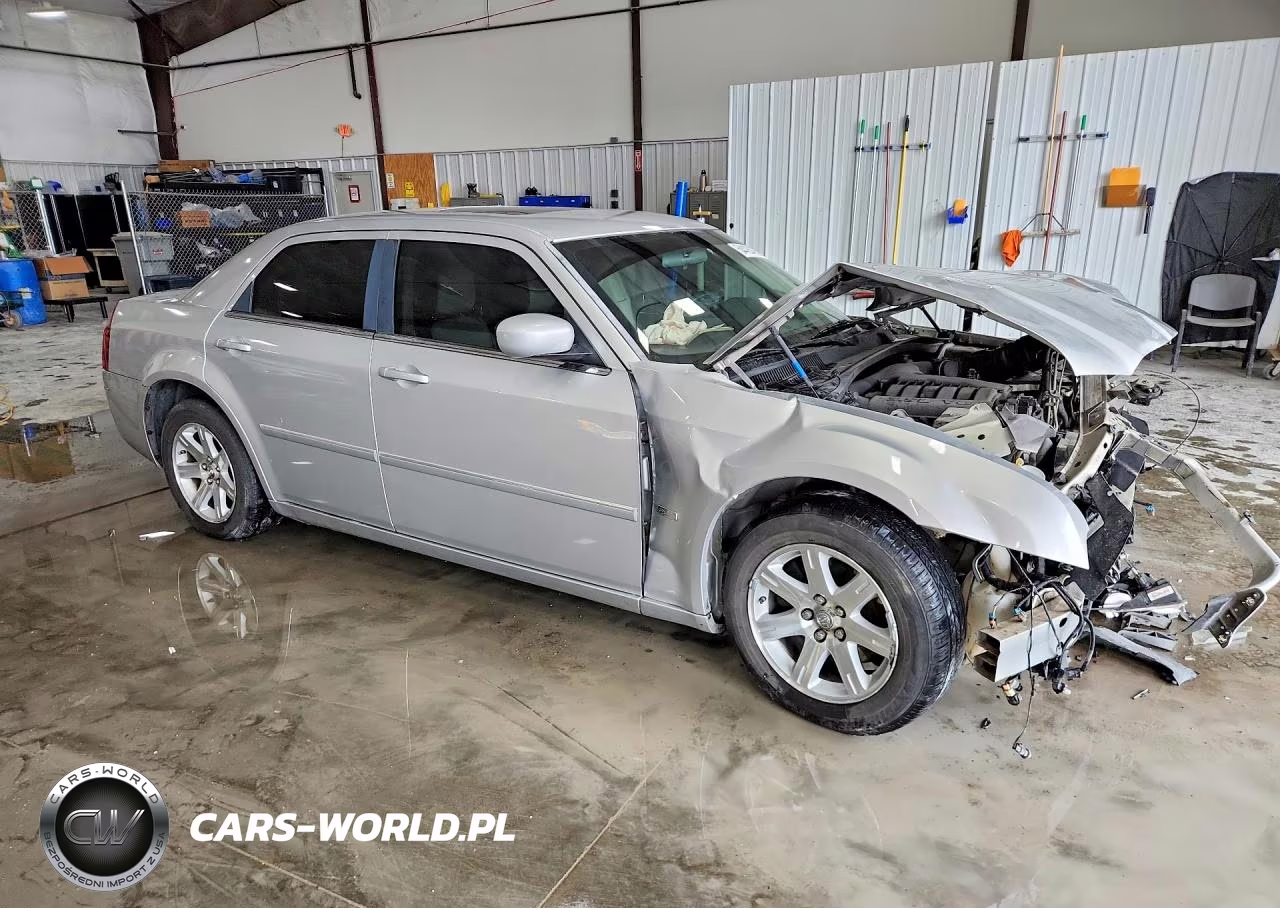 2006 Chrysler 300 Touring VIN:2C3KA53G56H320421 - 4