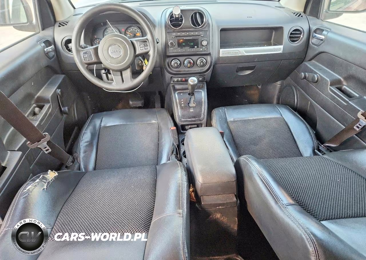 2015 Jeep Compass Sport VIN:1C4NJCBA0FD334749 - 8