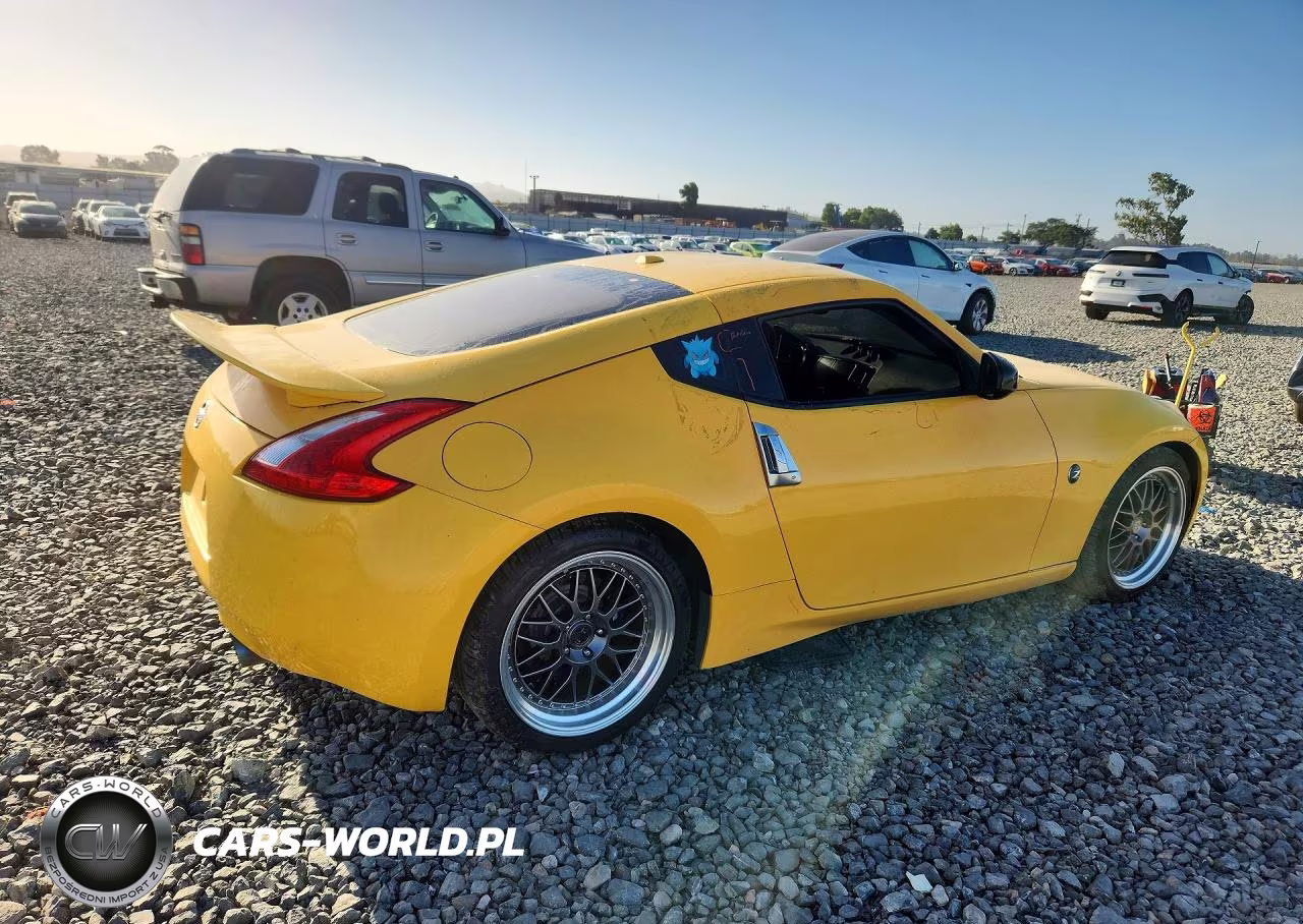 2009 Nissan 370Z Base VIN:JN1AZ44E19M402335 - 3