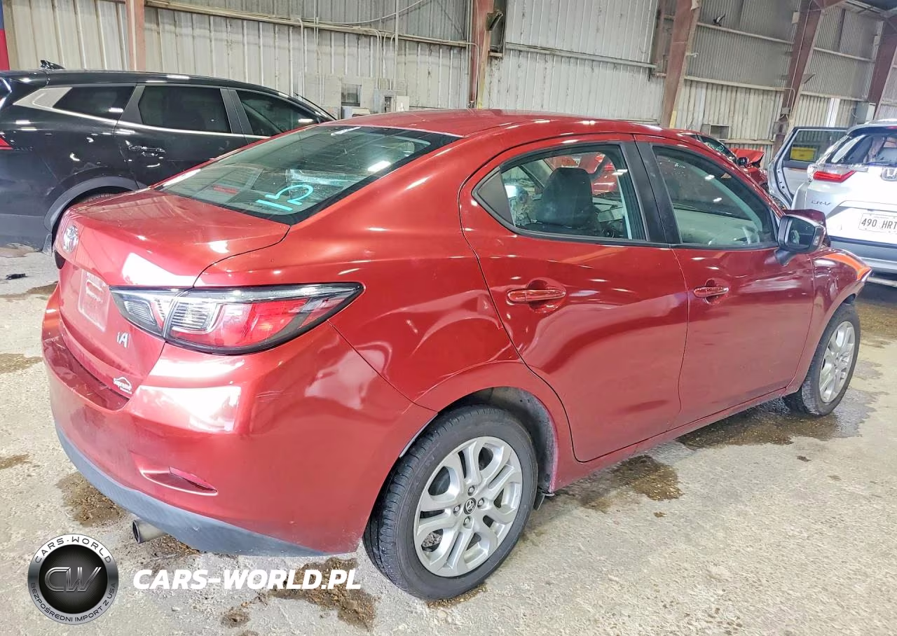 2018 Toyota Yaris Ia Base VIN:3MYDLBYV1JY303902 - 3