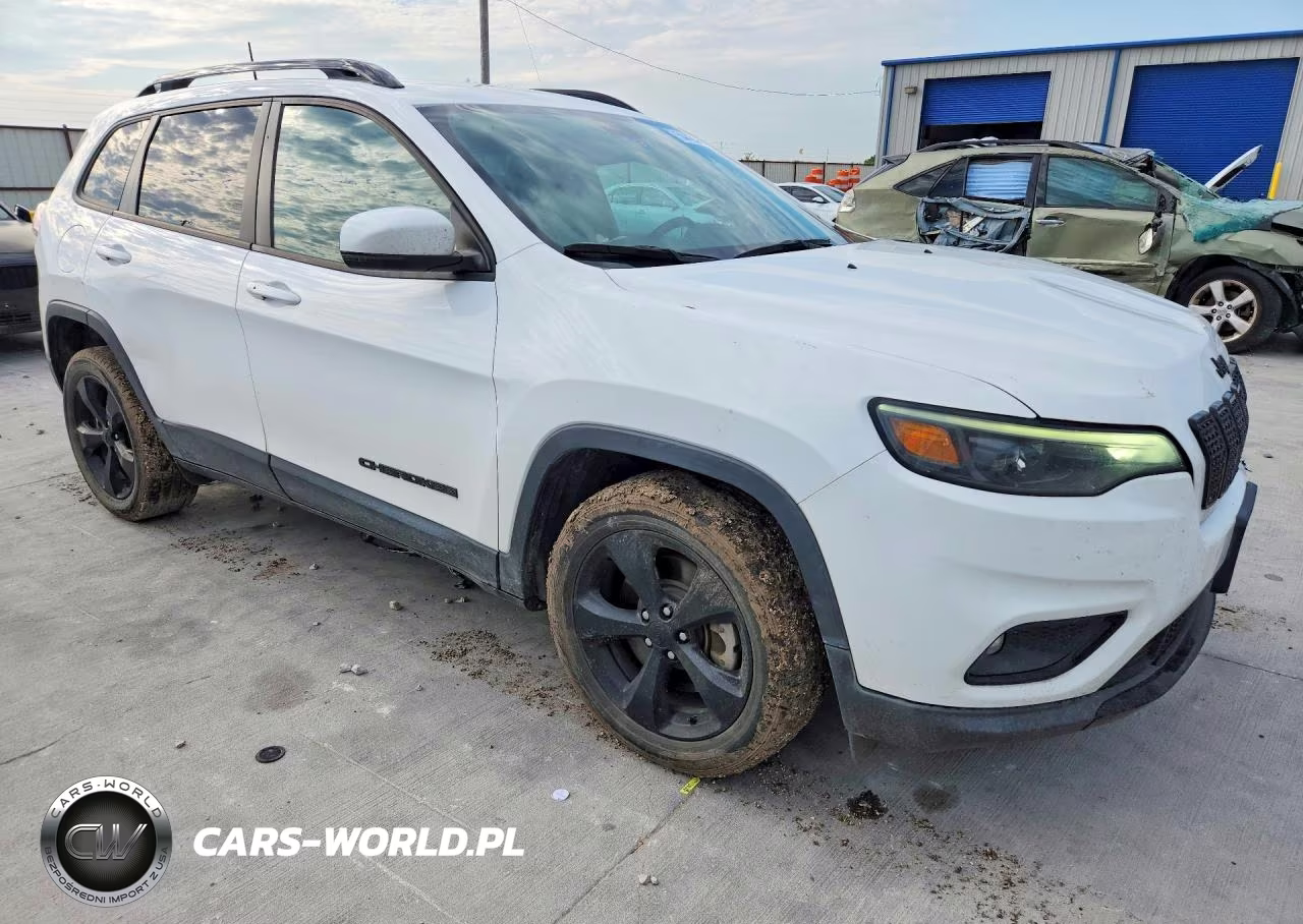 2020 Jeep Cherokee Latitude Plus VIN:1C4PJLLB2LD645286 - 4