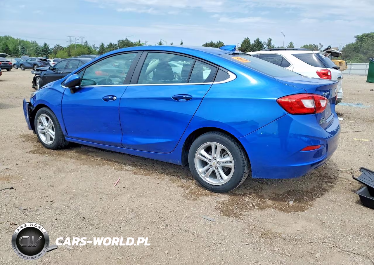 2018 Chevrolet Cruze Lt VIN:1G1BE5SM3J7131643 - 2