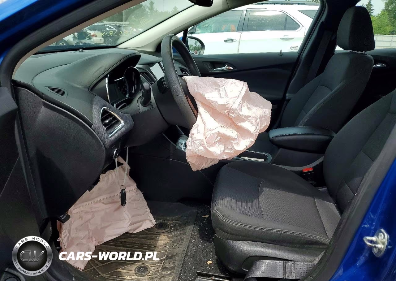 2018 Chevrolet Cruze Lt VIN:1G1BE5SM3J7131643 - 7