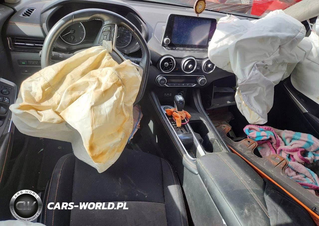 2022 Nissan Sentra Sr VIN:3N1AB8DV2NY318107 - 8