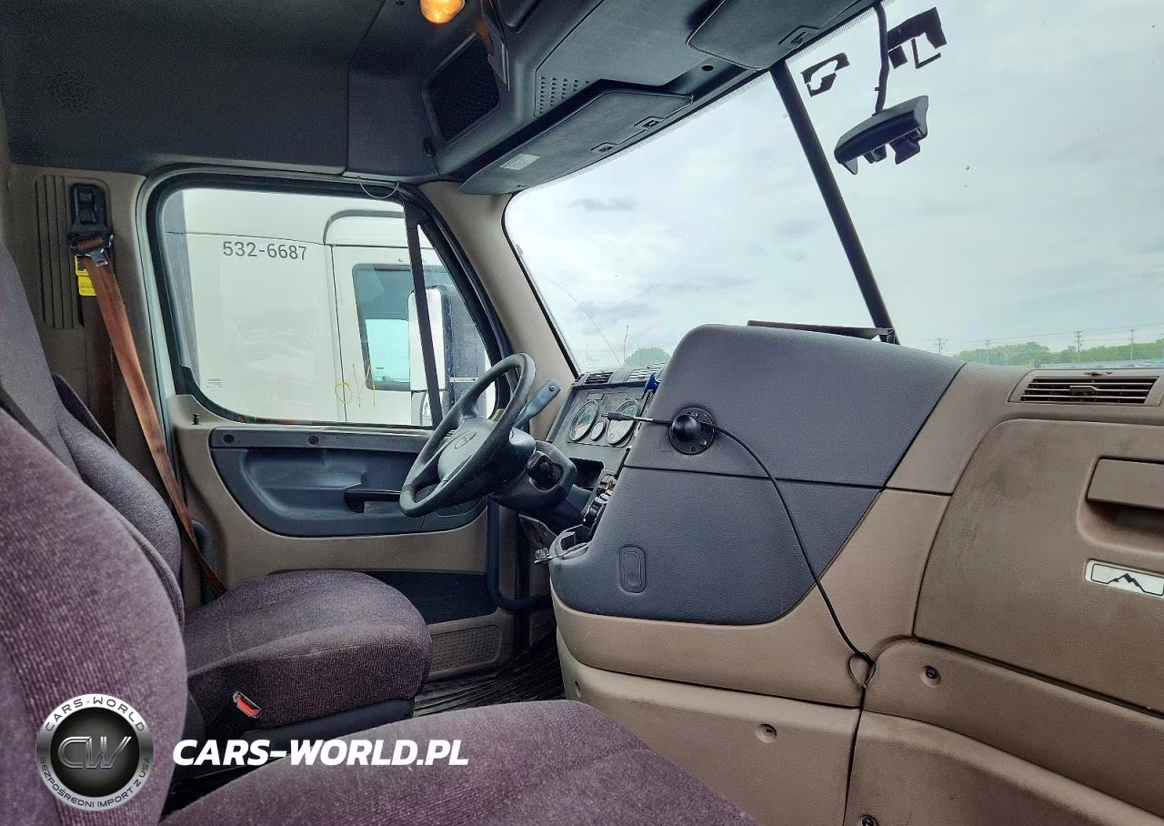 2018 Freightliner Cascadia 113 Semi Truck VIN:3AKBGADV1JSJN2804 - 5
