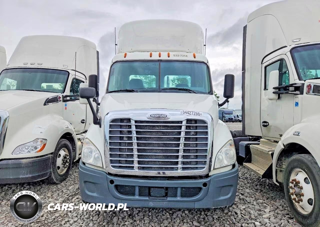 2018 Freightliner Cascadia 113 Semi Truck VIN:3AKBGADV1JSJN2804 - 9