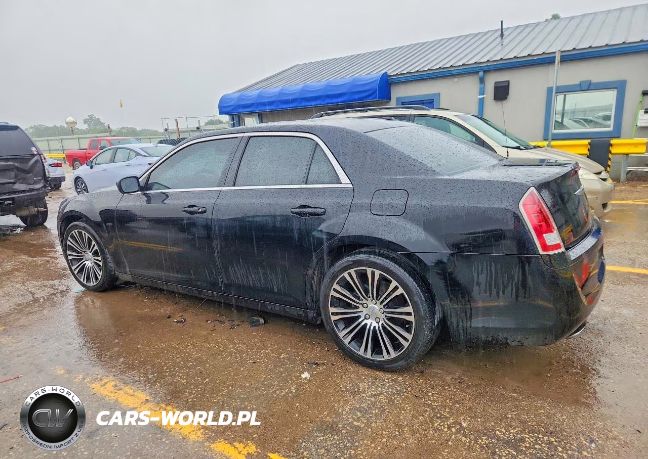 2013 Chrysler 300 S VIN:2C3CCABG2DH527449 - 2