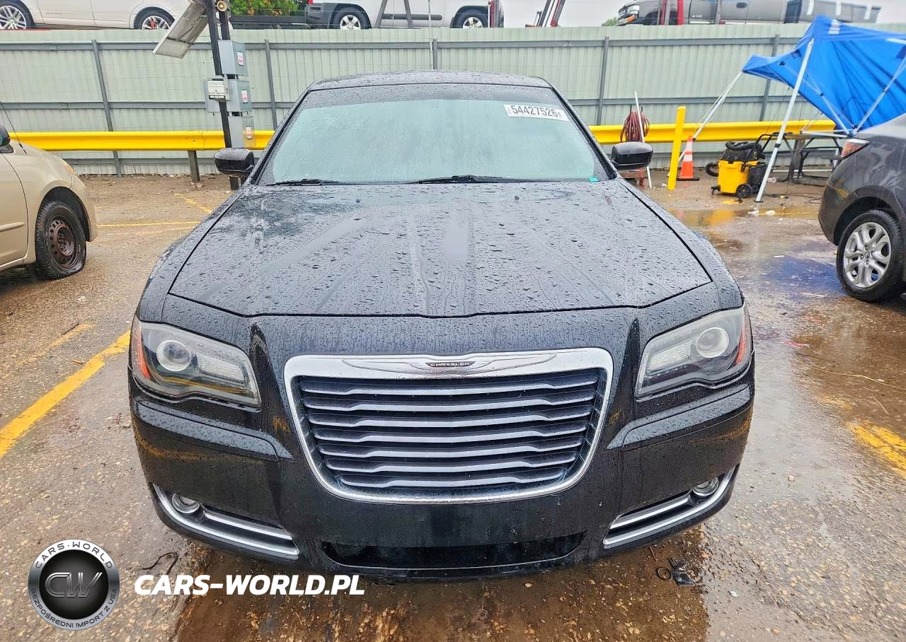 2013 Chrysler 300 S VIN:2C3CCABG2DH527449 - 5