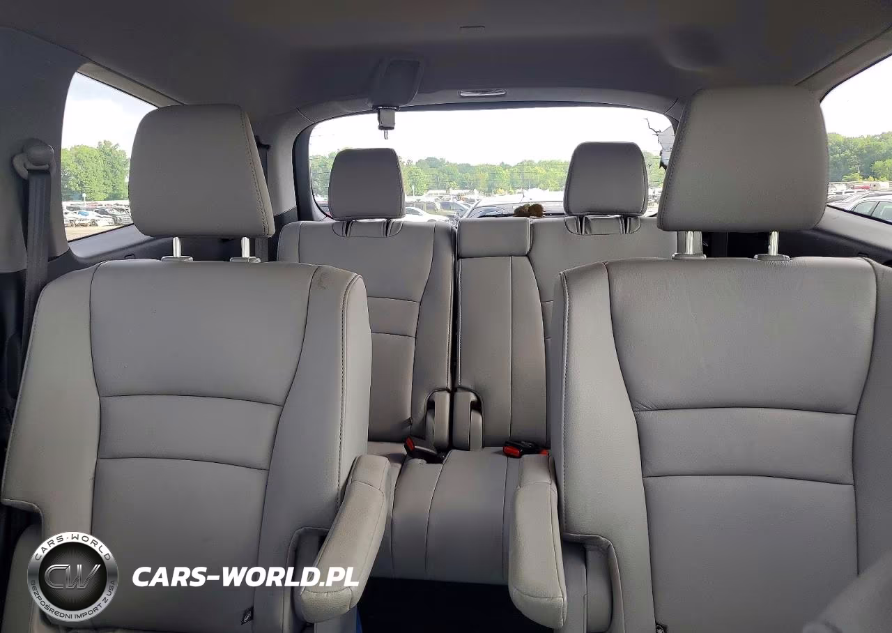 2021 Honda Pilot Touring VIN:5FNYF6H67MB034053 - 10