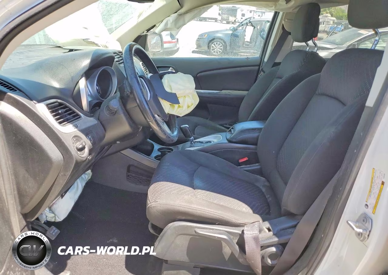 2019 Dodge Journey VIN:3C4PDCBB2KT857302 - 7