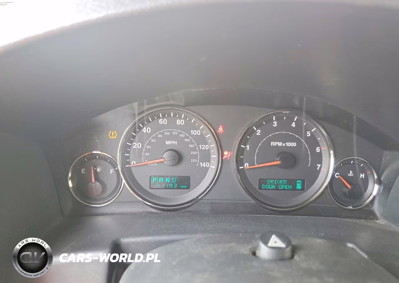 2006 Jeep Commander VIN:1J8HH48K16C212589 - 9