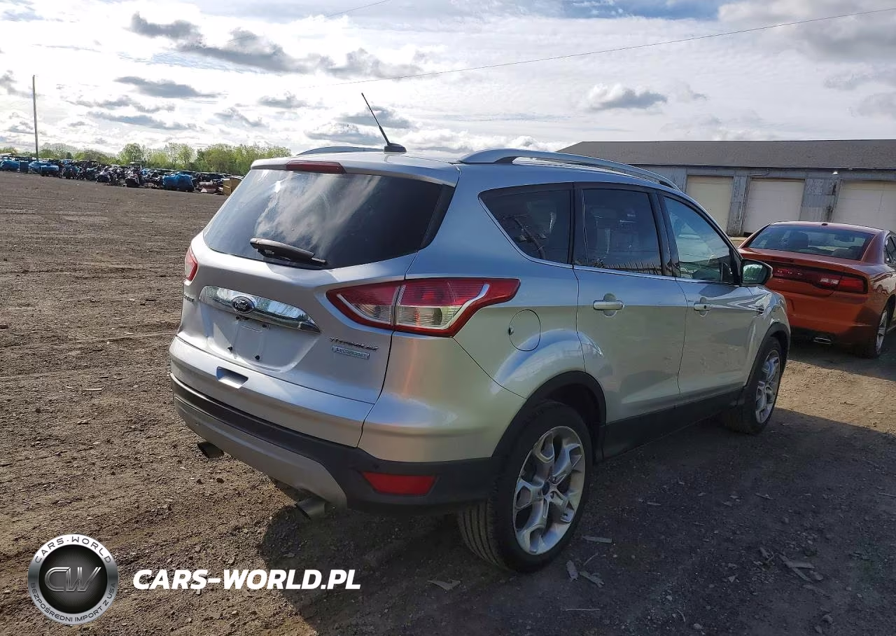 2015 Ford Escape Titanium VIN:1FMCU0JX4FUB05232 - 3