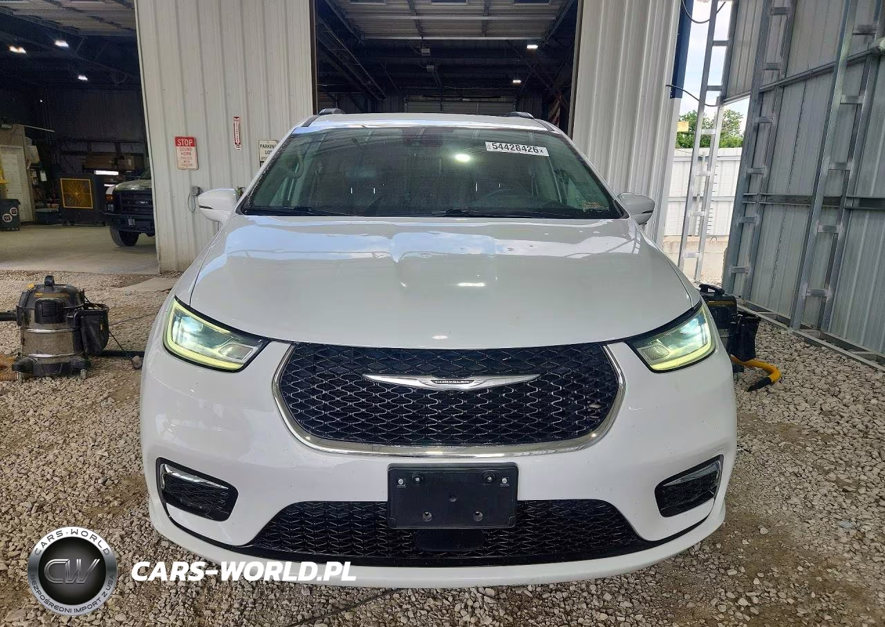 2022 Chrysler Pacifica Touring L VIN:2C4RC1BG8NR178282 - 5