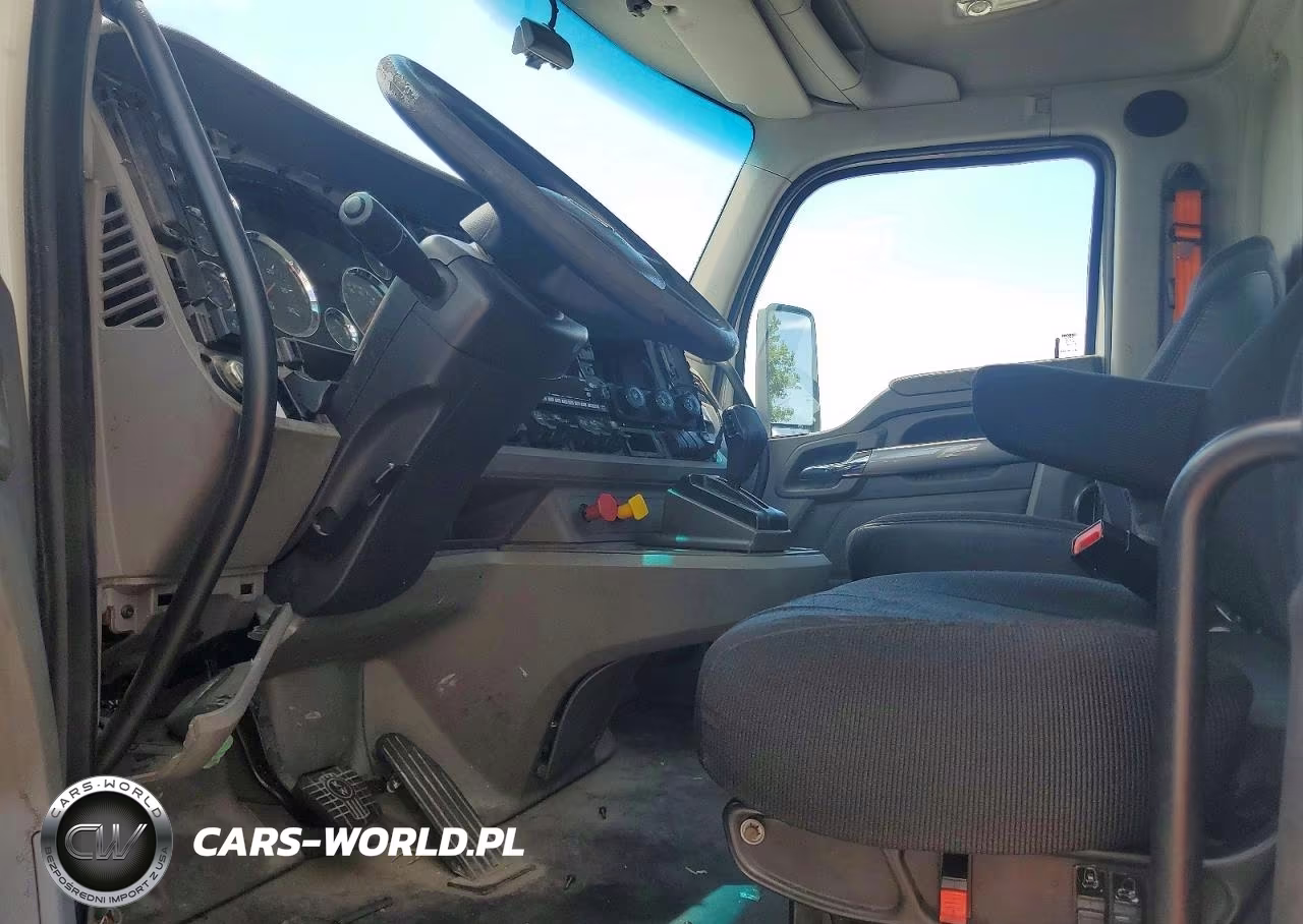 2017 Kenworth T680 Semi Truck VIN:1XKYAP8X5HJ171654 - 5