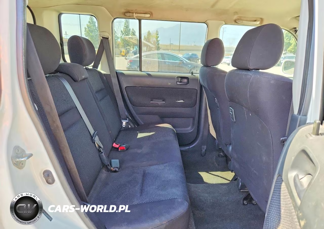 2005 Toyota Scion Xb VIN:JTLKT324250204361 - 10