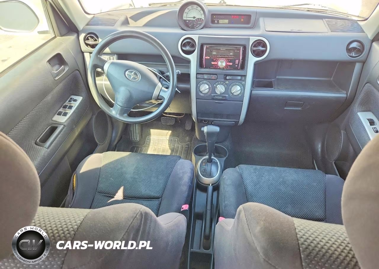 2005 Toyota Scion Xb VIN:JTLKT324250204361 - 8