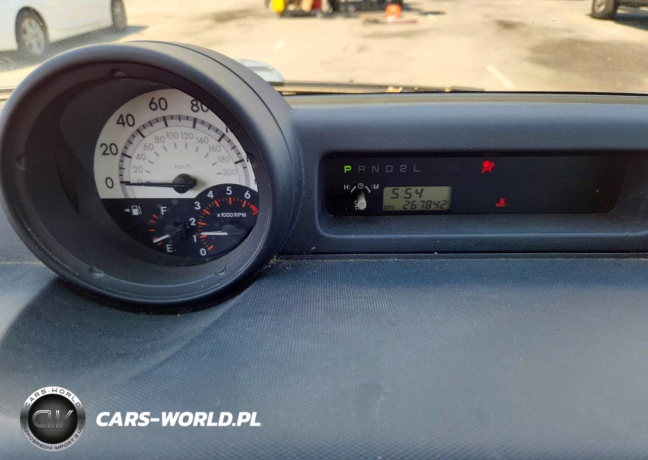 2005 Toyota Scion Xb VIN:JTLKT324250204361 - 9