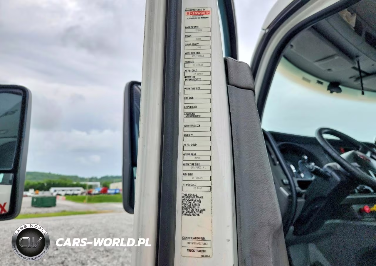 2017 Kenworth T680 Semi Truck VIN:1XKYAP8X6HJ171663 - 10