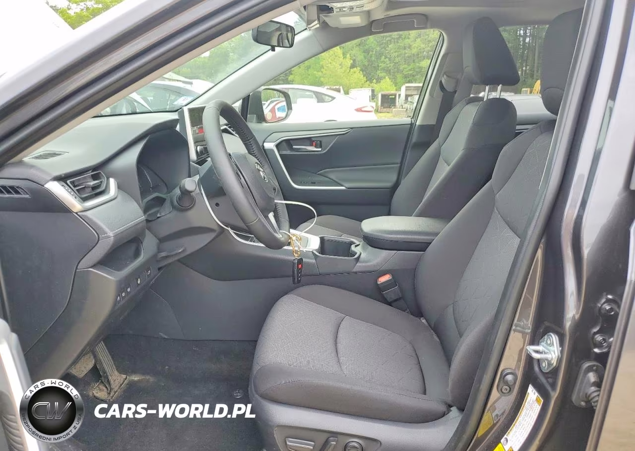 2025 Toyota Rav4 Hybrid Xle VIN:JTMRWRFV5SJ084472 - 7