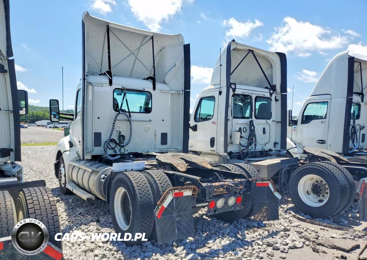 2017 Kenworth T680 Semi Truck VIN:1XKYAP8X1HJ171652 - 3
