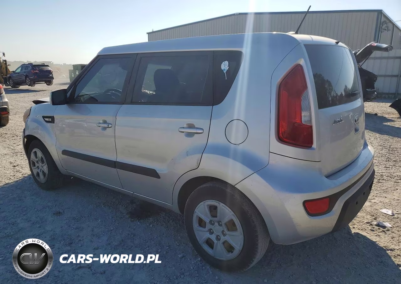 2013 Kia Soul VIN:KNDJT2A56D7768449 - 2