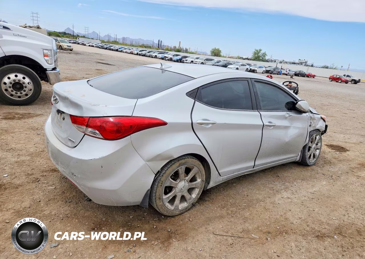 2013 Hyundai Elantra Limited VIN:KMHDH4AE5DU969556 - 3