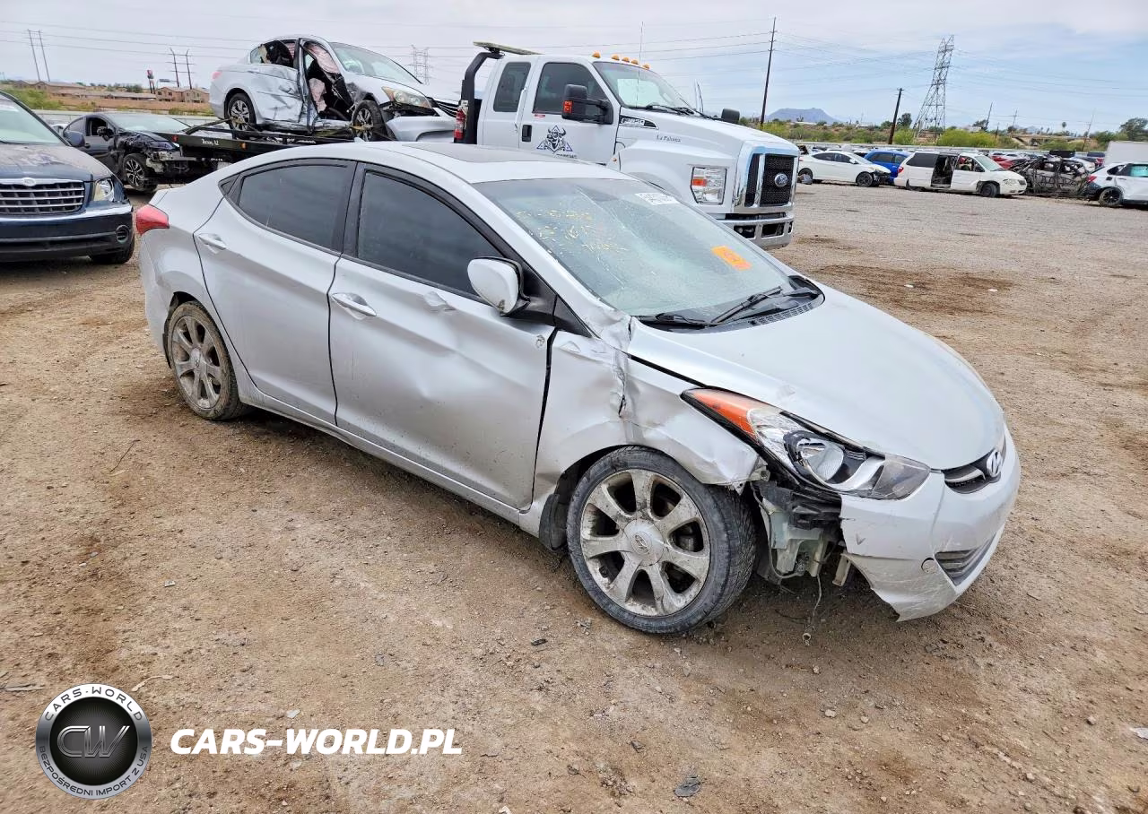 2013 Hyundai Elantra Limited VIN:KMHDH4AE5DU969556 - 4