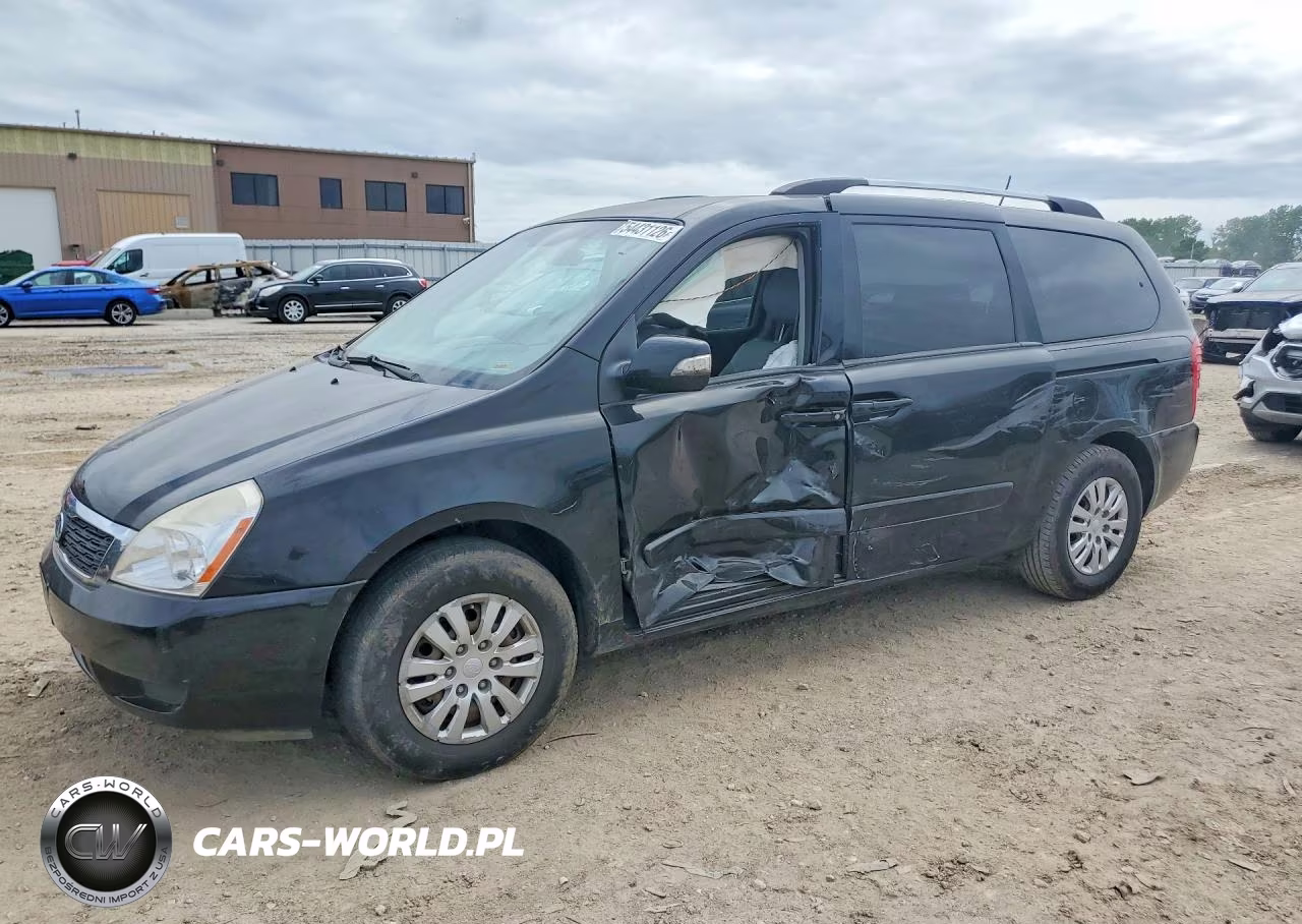 2011 Kia Sedona Lx